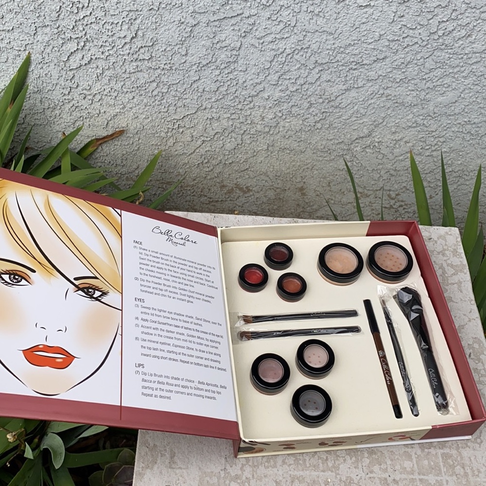 Bella Colore Minerali Cosmetics Collection Makeup Gift Set Bare Essentials